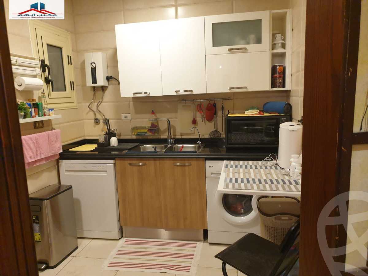 https://aqarmap.com.eg/ar/listing/4113592-for-sale-alexandria-kafr-abdo-sant-square-st