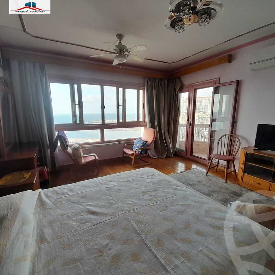 https://aqarmap.com.eg/ar/listing/4167389-for-sale-alexandria-glim-shr-ljysh
