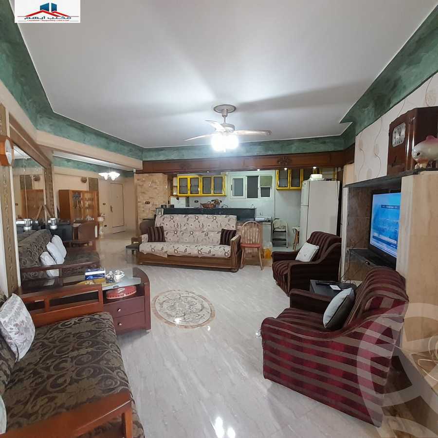 https://aqarmap.com.eg/ar/listing/4167389-for-sale-alexandria-glim-shr-ljysh