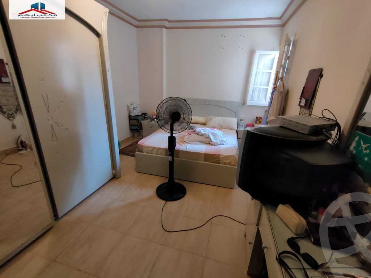 https://aqarmap.com.eg/en/listing/4187881-for-sale-alexandria-ganaklis-el-fath-st