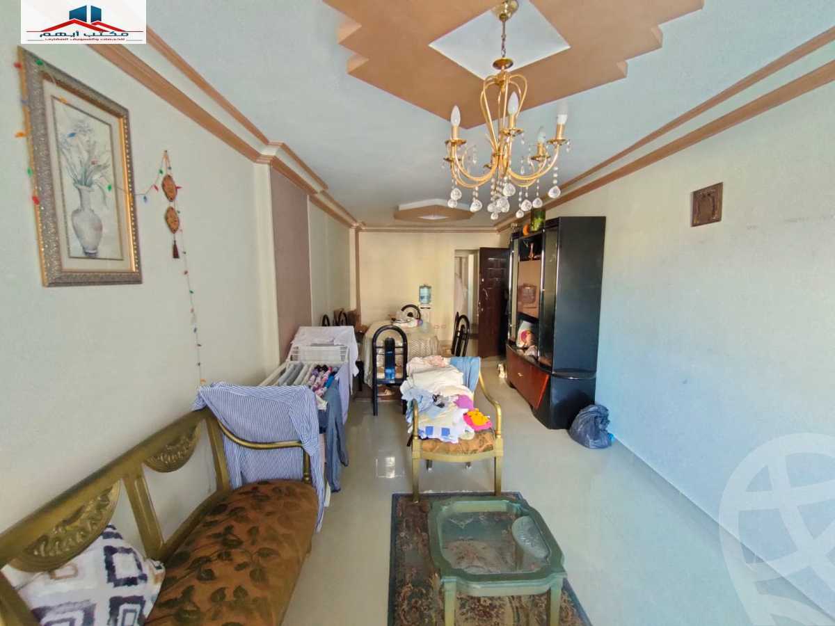 https://aqarmap.com.eg/en/listing/4187881-for-sale-alexandria-ganaklis-el-fath-st