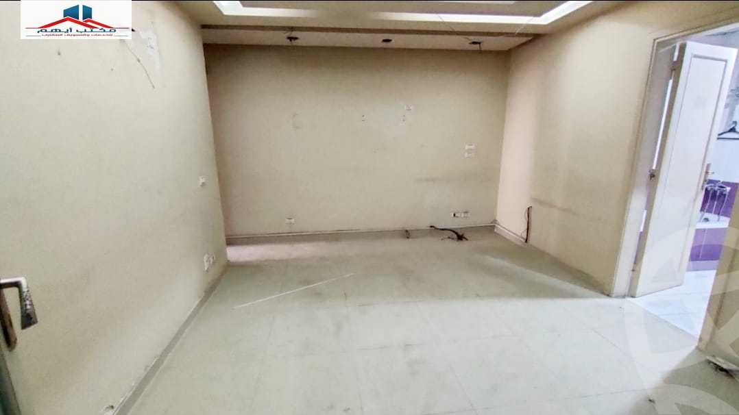 https://aqarmap.com.eg/ar/listing/4197767-for-rent-alexandria-smouha-mohammed-fawzi-moaz-st