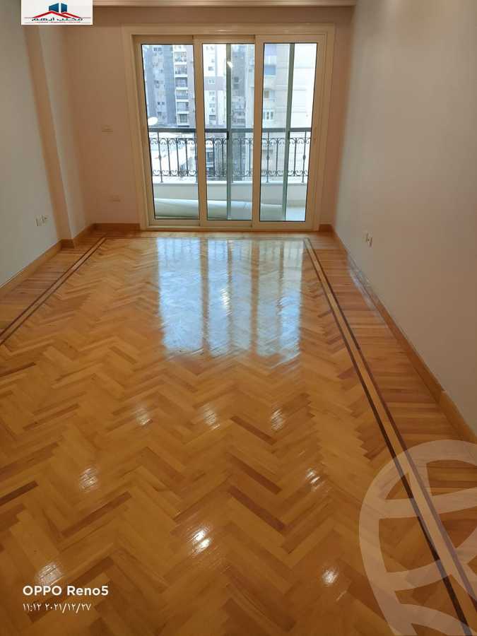 https://aqarmap.com.eg/en/listing/4205977-for-sale-alexandria-sporting-abou-quer-st
