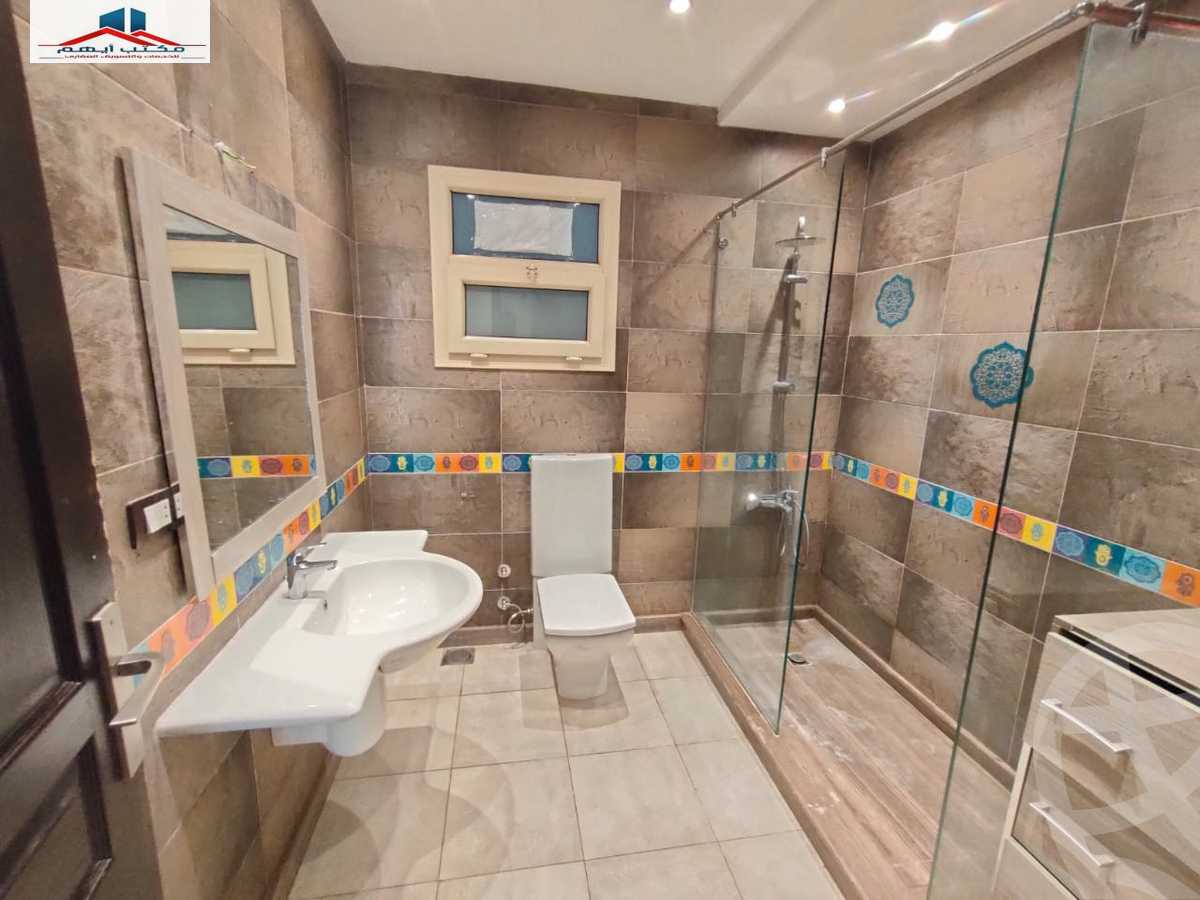 https://aqarmap.com.eg/en/listing/4253161-for-sale-alexandria-kafr-abdo-sant-square-st