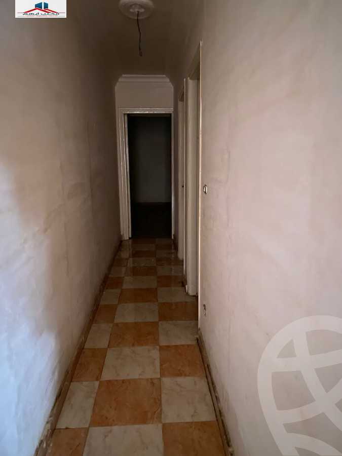 https://aqarmap.com.eg/ar/listing/4352078-for-sale-alexandria-moharram-bey-othman-galal-st