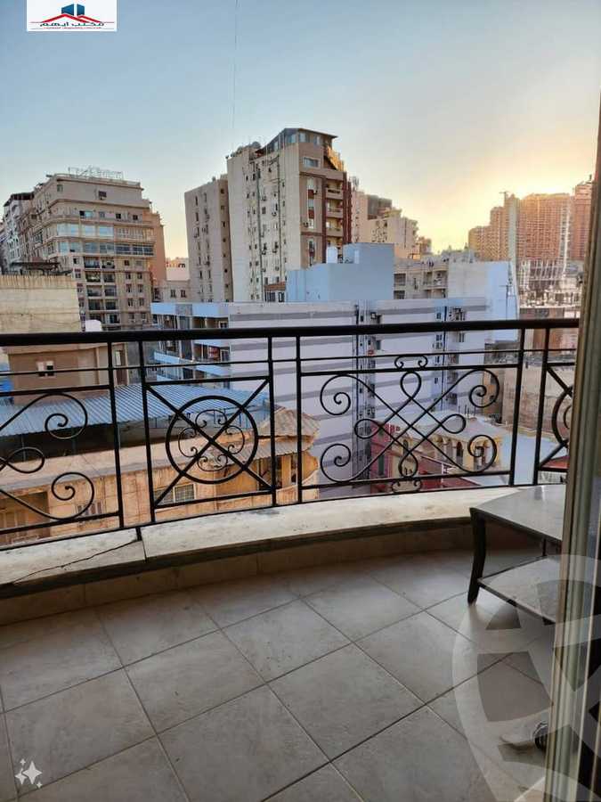 https://aqarmap.com.eg/ar/listing/5679094-for-sale-alexandria-ganaklis