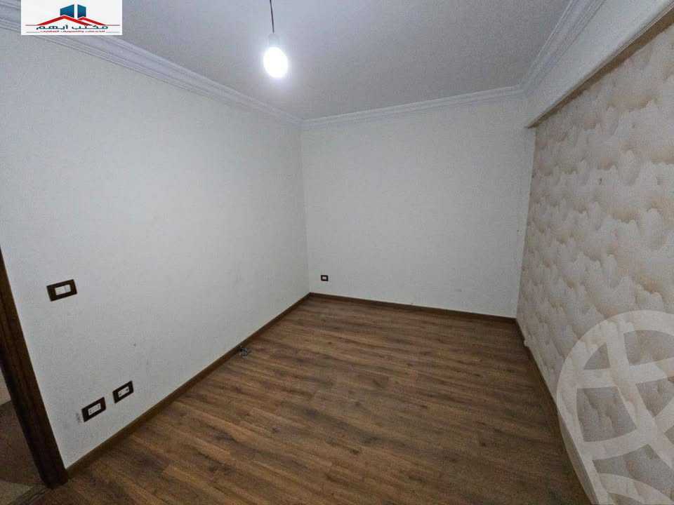 https://aqarmap.com.eg/en/listing/5716769-for-sale-alexandria-camp-cesar