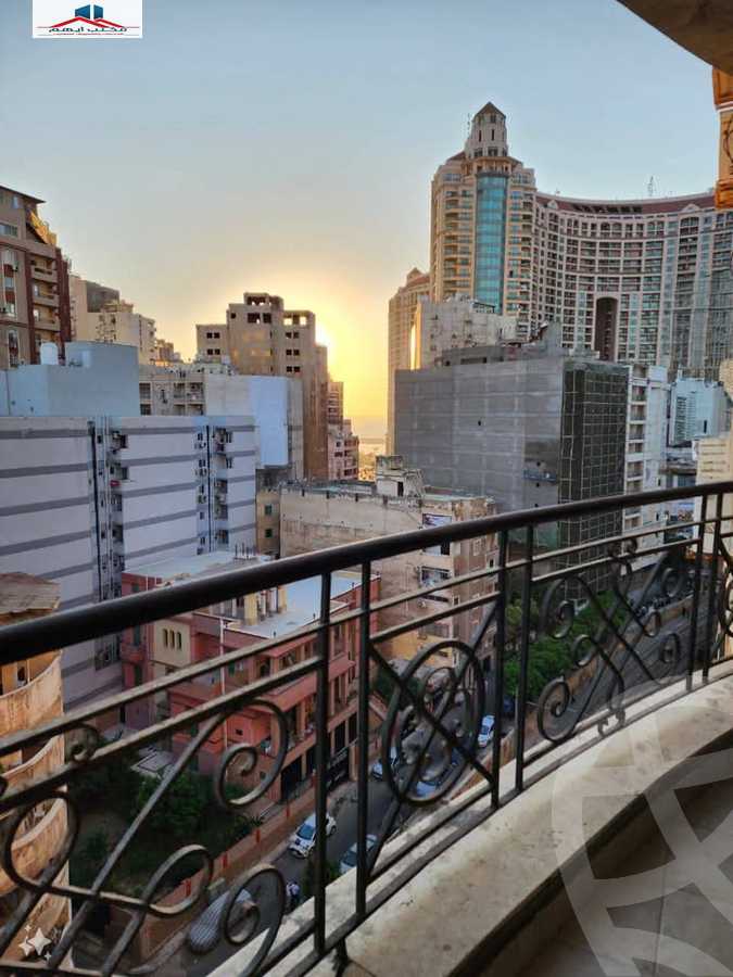 https://aqarmap.com.eg/ar/listing/5772680-for-sale-alexandria-ganaklis