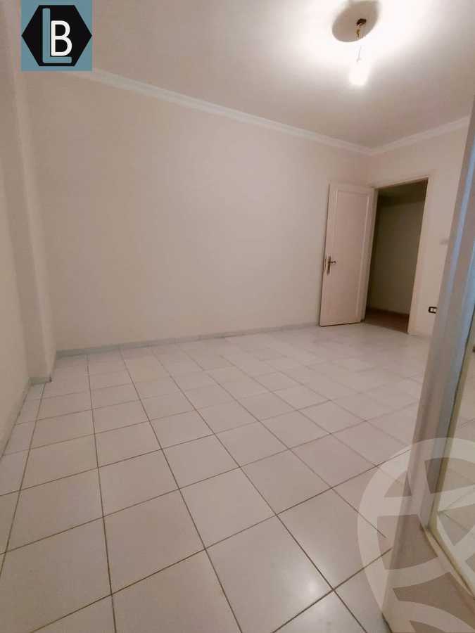 https://aqarmap.com.eg/ar/listing/3795691-for-sale-alexandria-bolekly-abou-quer-st