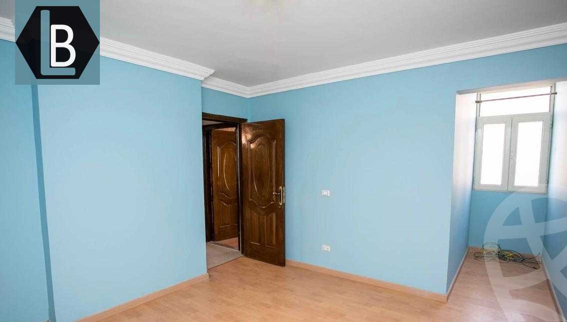 https://aqarmap.com.eg/ar/listing/3837551-for-sale-alexandria-sporting-shr-bwr-s-yd