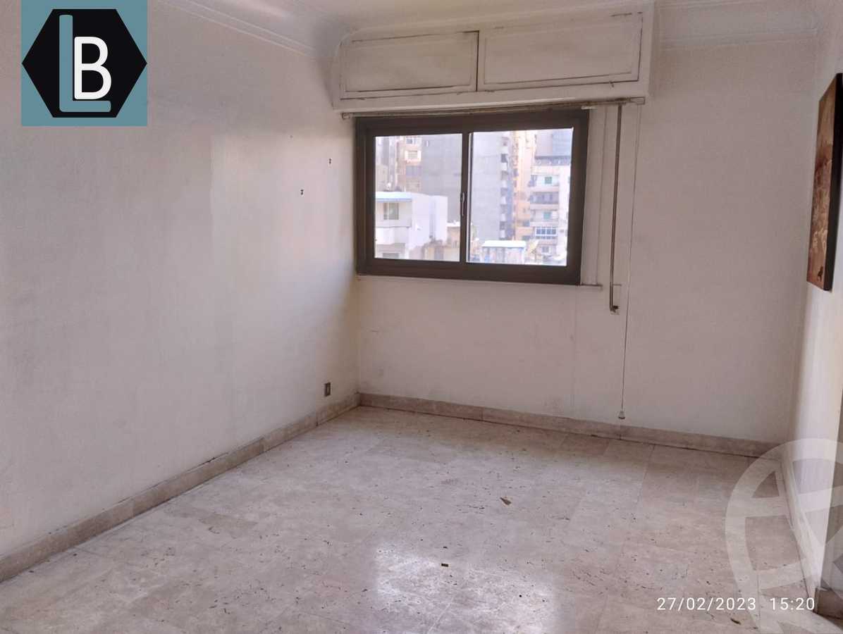 https://aqarmap.com.eg/ar/listing/3851721-for-sale-alexandria-bolekly-abd-el-salam-aref-st