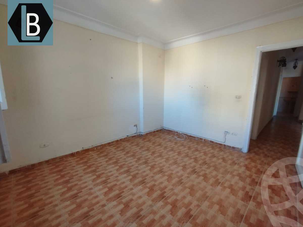https://aqarmap.com.eg/ar/listing/3887972-for-sale-alexandria-sporting-abou-quer-st