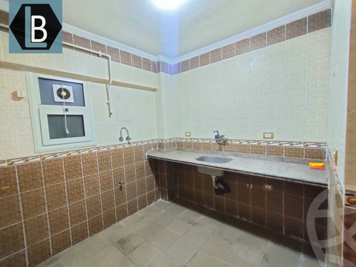 https://aqarmap.com.eg/ar/listing/3893143-for-sale-alexandria-sporting-sidi-gabir-rd