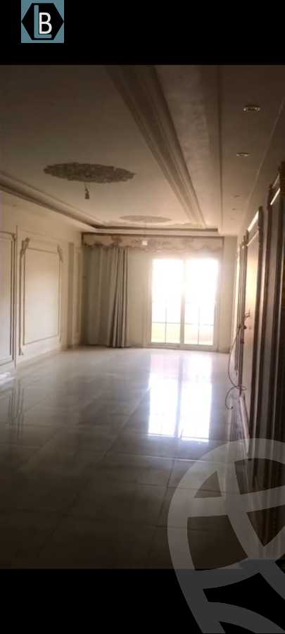 https://aqarmap.com.eg/ar/listing/3893311-for-rent-alexandria-sporting-shr-bwr-s-yd