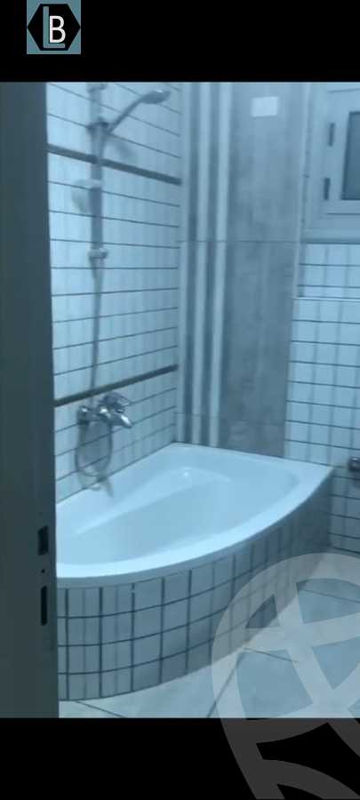 https://aqarmap.com.eg/ar/listing/3893311-for-rent-alexandria-sporting-shr-bwr-s-yd