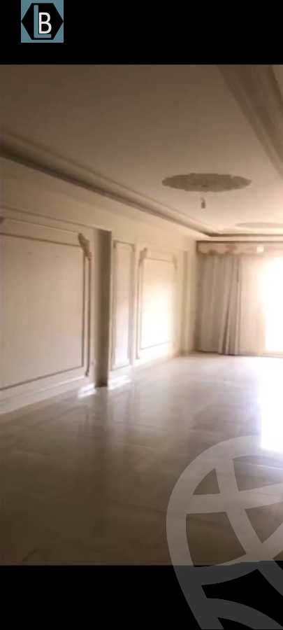 https://aqarmap.com.eg/ar/listing/3893311-for-rent-alexandria-sporting-shr-bwr-s-yd