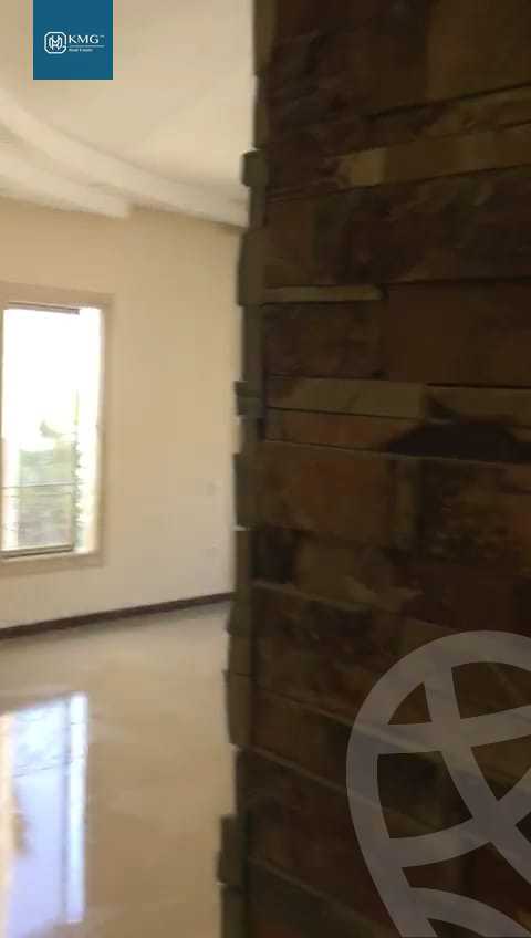 https://aqarmap.com.eg/ar/listing/3745905-for-sale-cairo-new-cairo-first-settlement-mhwr-mstfy-kml