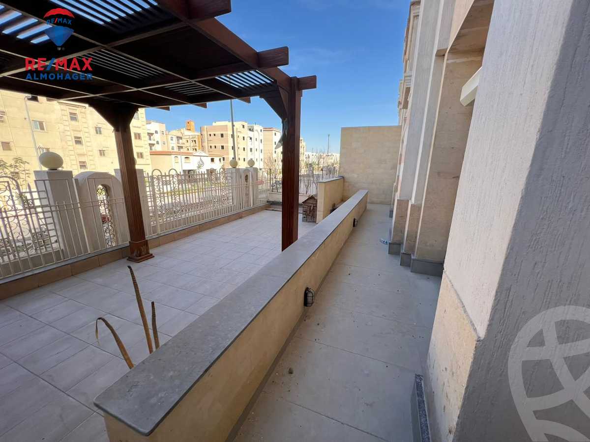 https://aqarmap.com.eg/ar/listing/3771936-for-rent-cairo-new-cairo-compounds-leila-compound