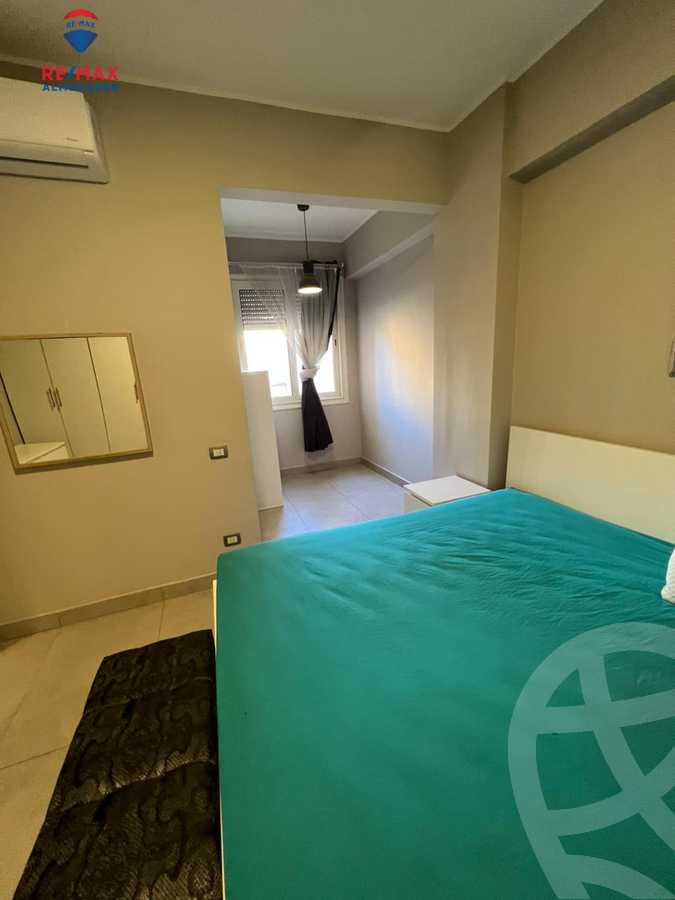 https://aqarmap.com.eg/ar/listing/3771936-for-rent-cairo-new-cairo-compounds-leila-compound