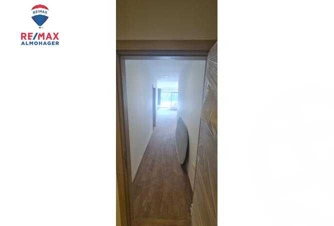 https://aqarmap.com.eg/ar/listing/3827480-for-rent-cairo-new-cairo-compounds-lakeview-residence