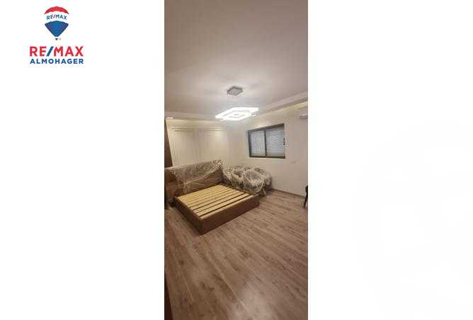 https://aqarmap.com.eg/ar/listing/3827480-for-rent-cairo-new-cairo-compounds-lakeview-residence