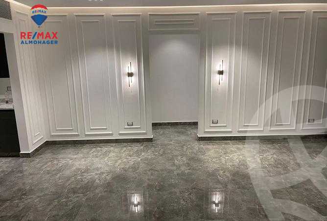 https://aqarmap.com.eg/ar/listing/3829720-for-rent-cairo-new-cairo-compounds-lakeview-residence