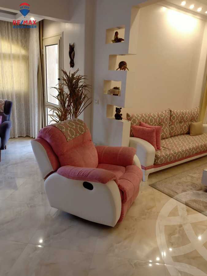 https://aqarmap.com.eg/ar/listing/3852001-for-sale-cairo-new-cairo-compounds-leila-compound
