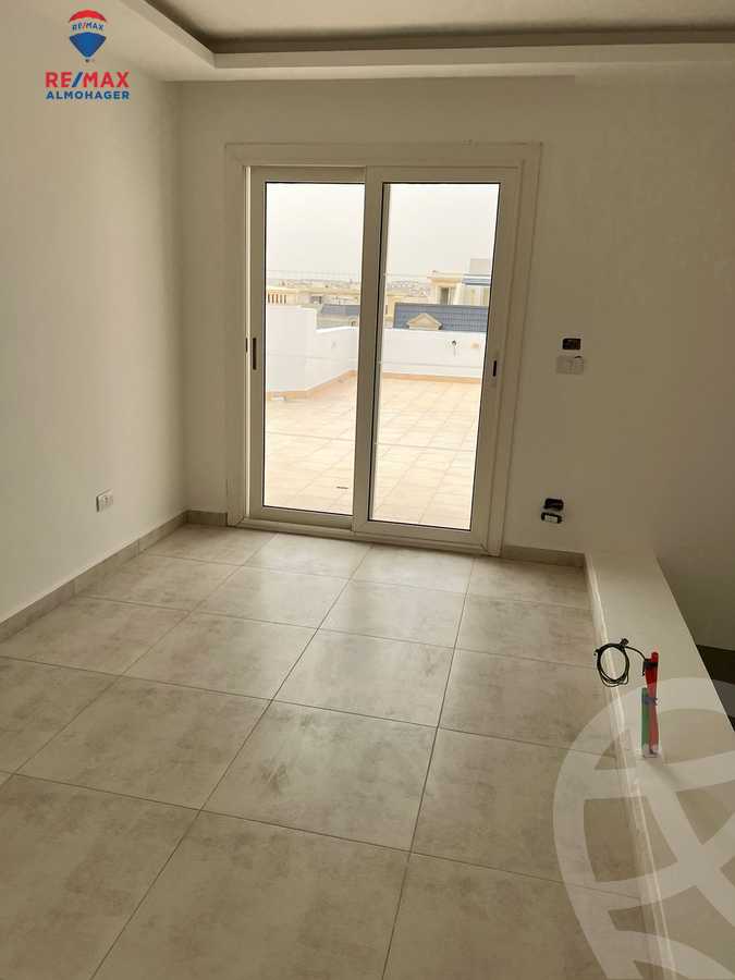 https://aqarmap.com.eg/en/listing/3852046-for-rent-cairo-new-cairo-compounds-mountain-view-hyde-park