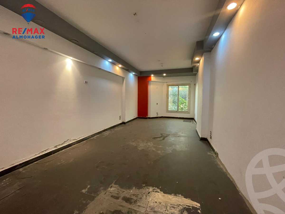 https://aqarmap.com.eg/ar/listing/3862159-for-sale-cairo-new-cairo-ltjm-lkhms-el-choueifat-al-shouyfat-st