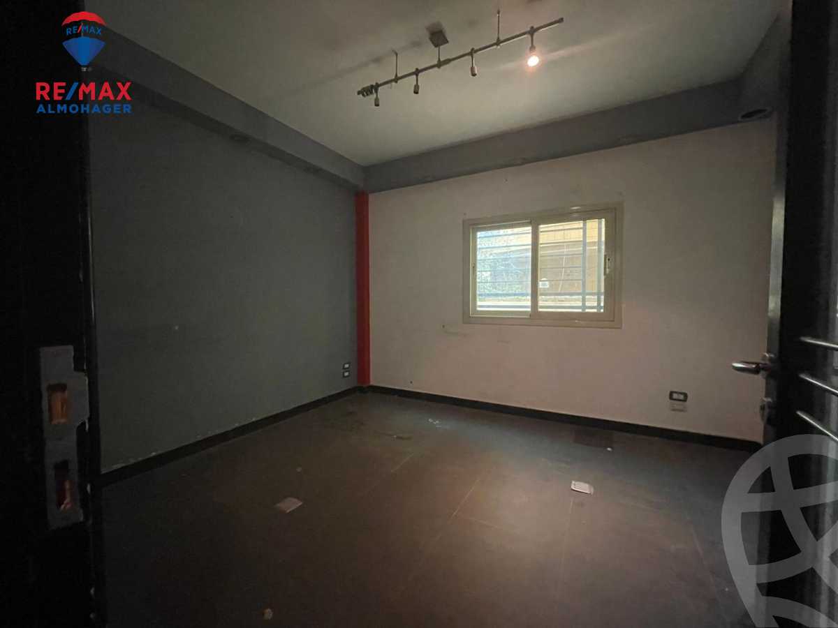 https://aqarmap.com.eg/ar/listing/3862159-for-sale-cairo-new-cairo-ltjm-lkhms-el-choueifat-al-shouyfat-st