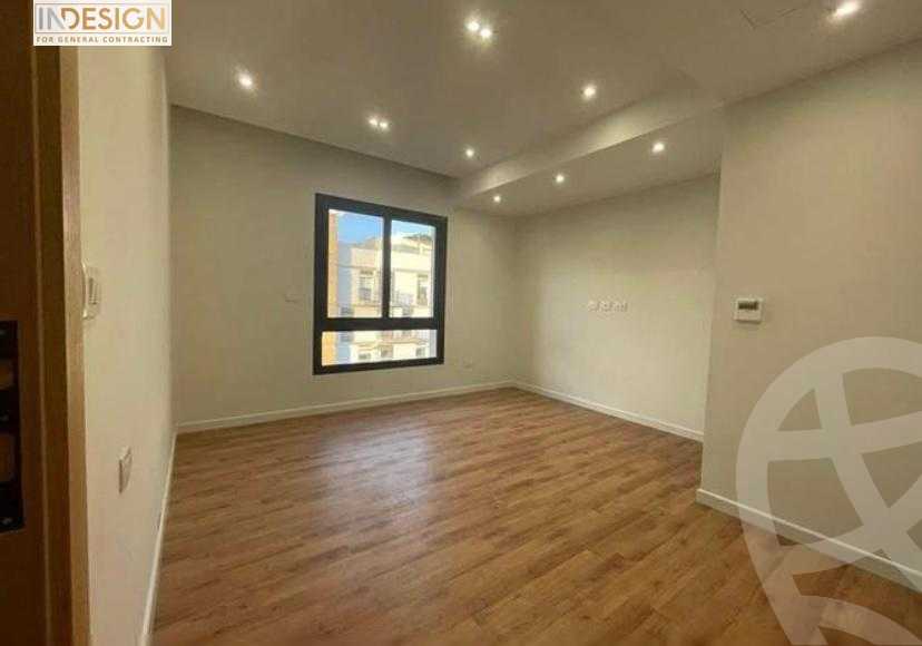 https://aqarmap.com.eg/ar/listing/3871829-for-sale-cairo-el-sheikh-zayed-city-compounds-in-sheikh-zayed-beverly-hills