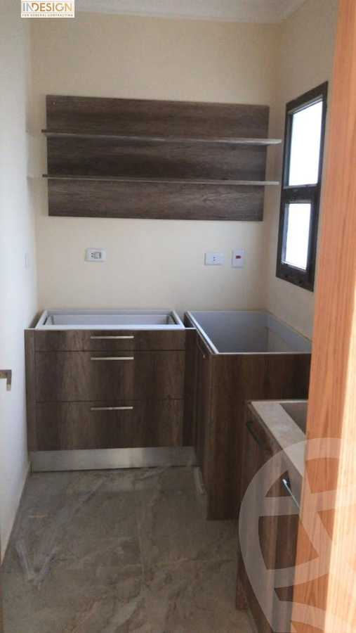 https://aqarmap.com.eg/ar/listing/3872013-for-sale-cairo-el-sheikh-zayed-city-compounds-kmbwnd-wyst-twn-swdyk