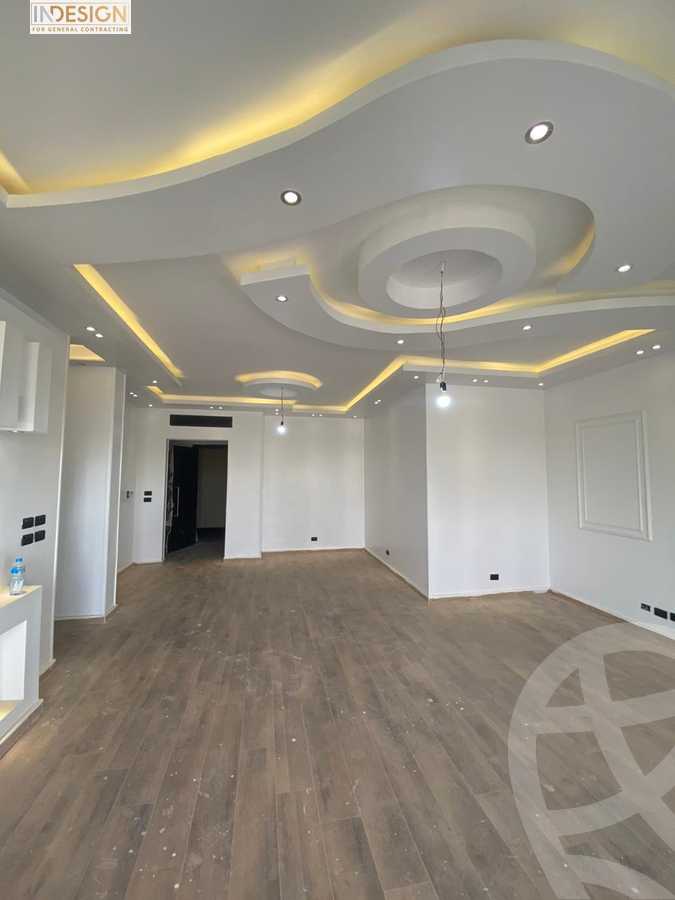https://aqarmap.com.eg/ar/listing/3989432-for-sale-cairo-el-sheikh-zayed-city-compounds-in-sheikh-zayed-the-courtyard