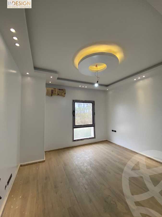 https://aqarmap.com.eg/ar/listing/3989432-for-sale-cairo-el-sheikh-zayed-city-compounds-in-sheikh-zayed-the-courtyard