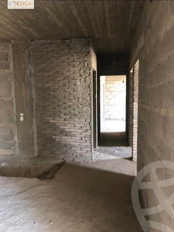 https://aqarmap.com.eg/ar/listing/3991291-for-sale-cairo-el-sheikh-zayed-city-compounds-kmbwnd-wyst-twn-swdyk