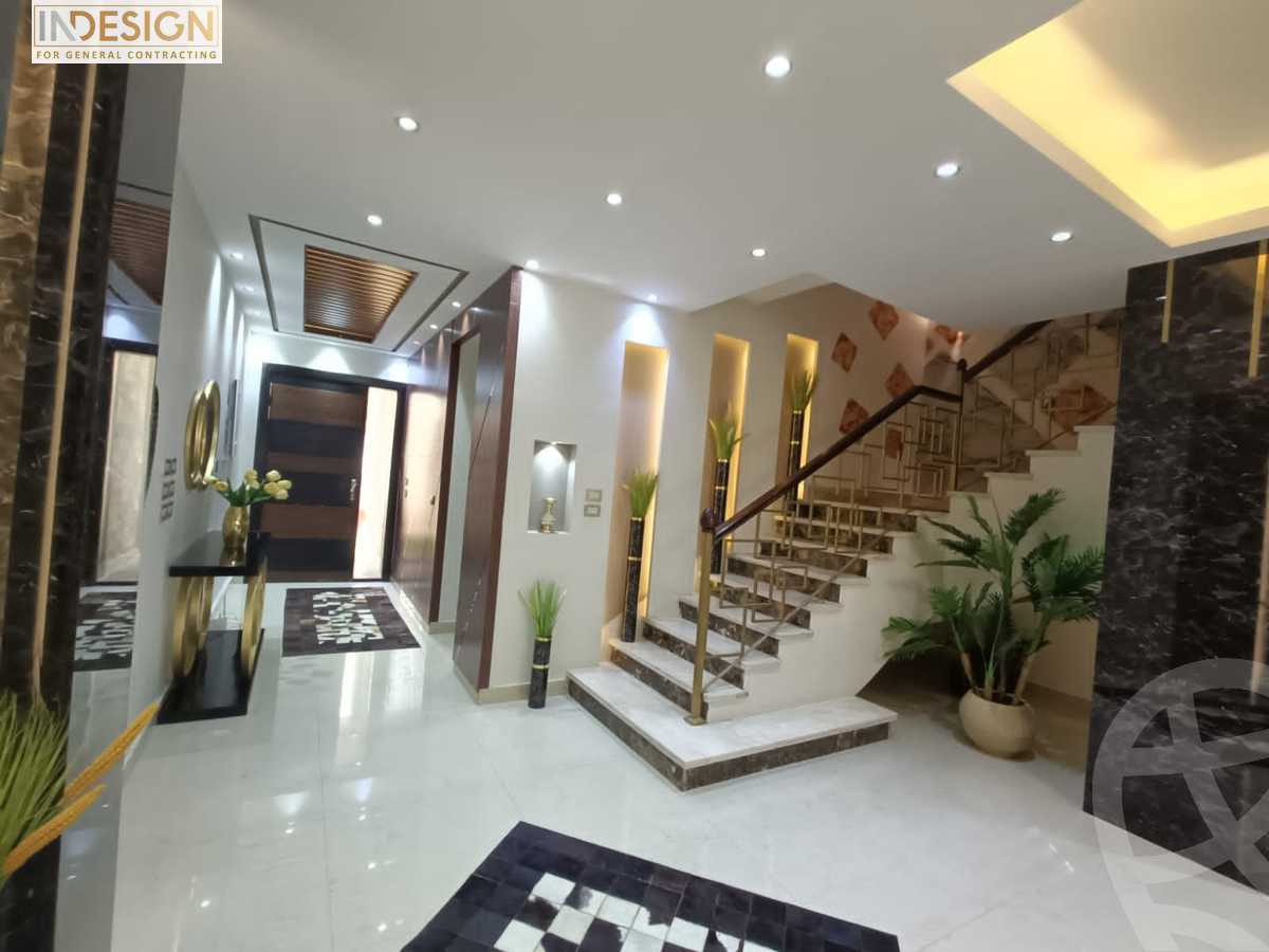 https://aqarmap.com.eg/en/listing/4086177-for-sale-cairo-6th-of-october-compounds-cleopatra-square