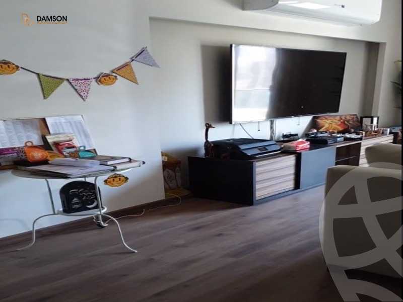 https://aqarmap.com.eg/en/listing/4323428-for-sale-cairo-new-cairo-compounds-galleria-moon-valley