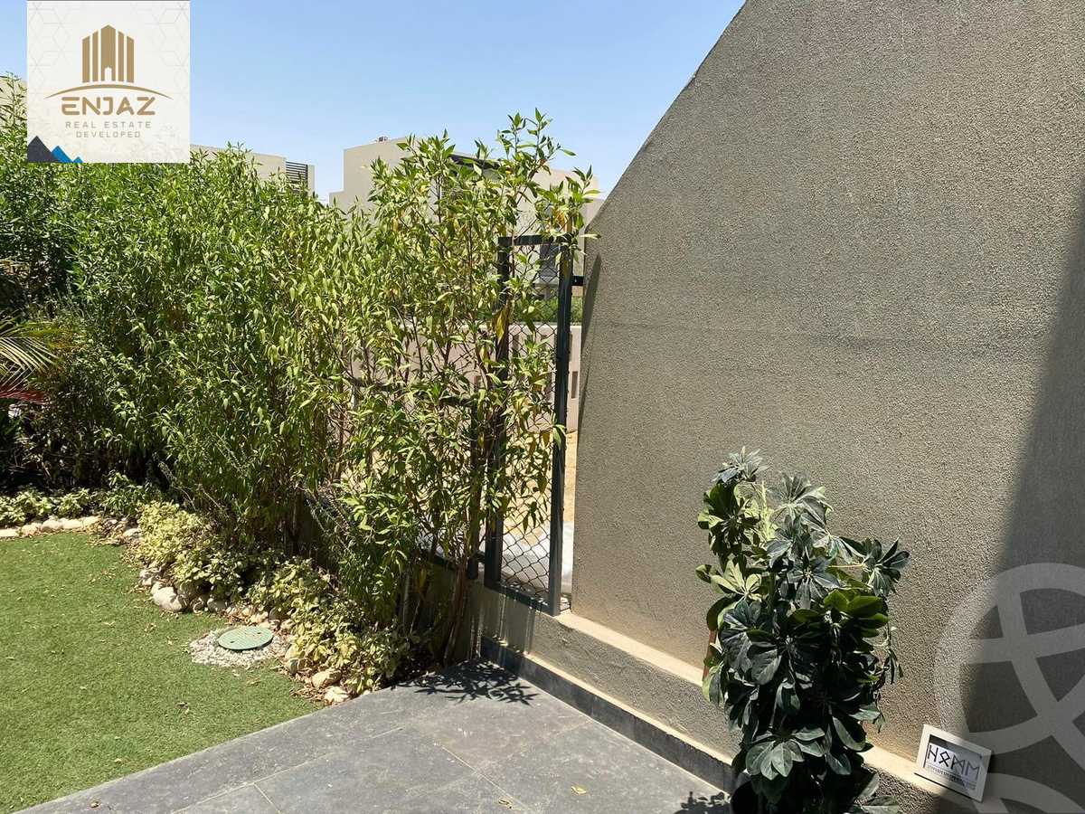 https://aqarmap.com.eg/en/listing/4086027-for-sale-mdyn-lshrwq-compounds-alborouj