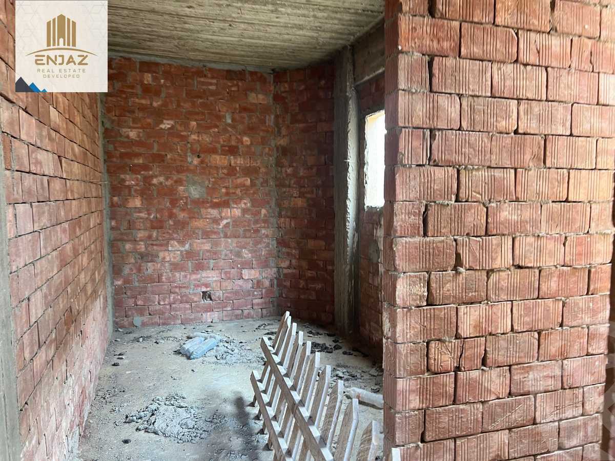 https://aqarmap.com.eg/en/listing/4104514-for-sale-mdyn-lshrwq-compounds-el-shorouk-gardens