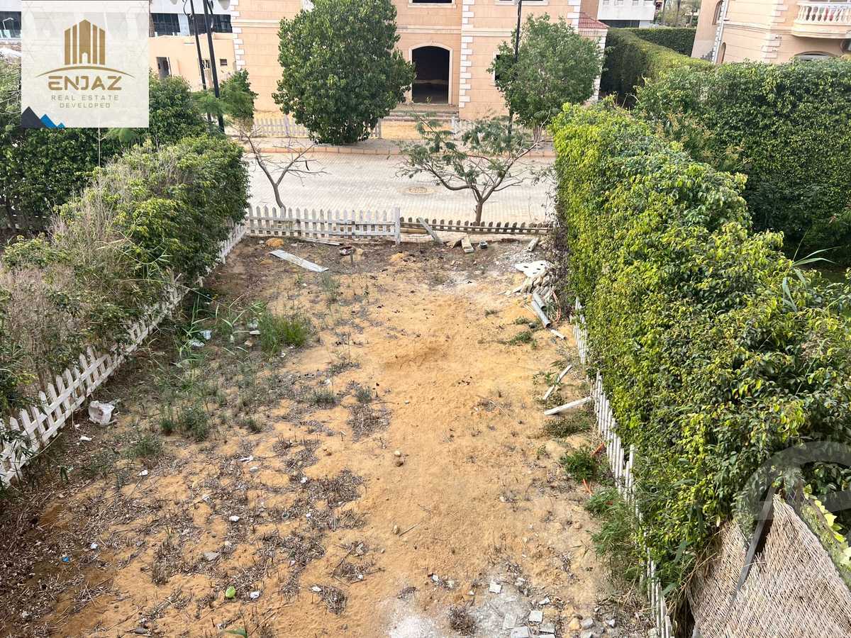 https://aqarmap.com.eg/en/listing/4104514-for-sale-mdyn-lshrwq-compounds-el-shorouk-gardens