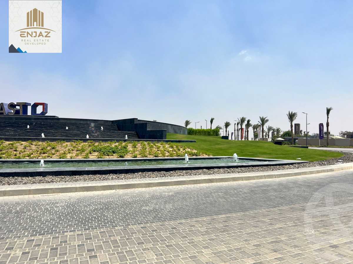 https://aqarmap.com.eg/en/listing/4134224-for-sale-mdyn-lshrwq-compounds-alborouj