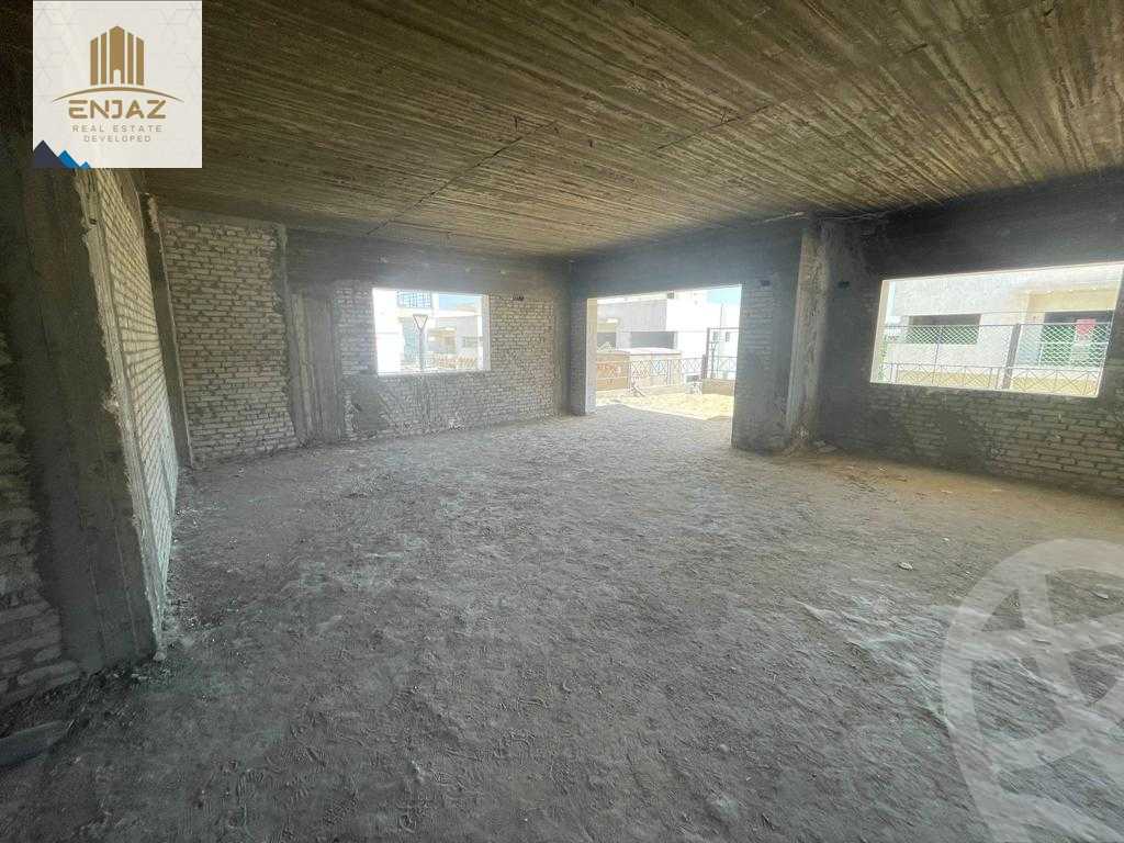 https://aqarmap.com.eg/ar/listing/4190836-for-sale-cairo-new-cairo-madinaty-lmntq-lwl-fylt-first-zone-villas