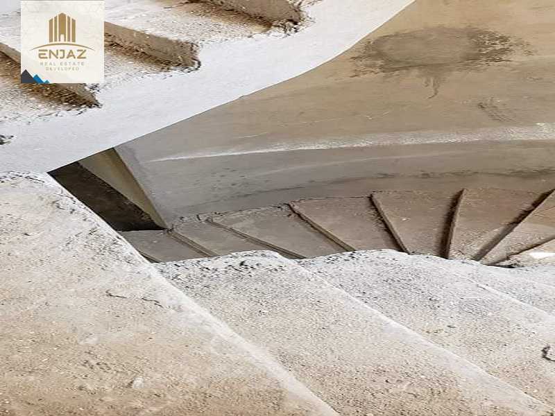 https://aqarmap.com.eg/en/listing/4295981-for-sale-cairo-new-cairo-compounds-riviera-heights