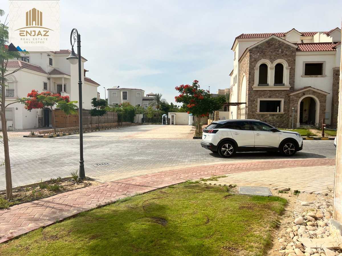 https://aqarmap.com.eg/en/listing/4326198-for-sale-mdyn-lshrwq-compounds-divina-gardens