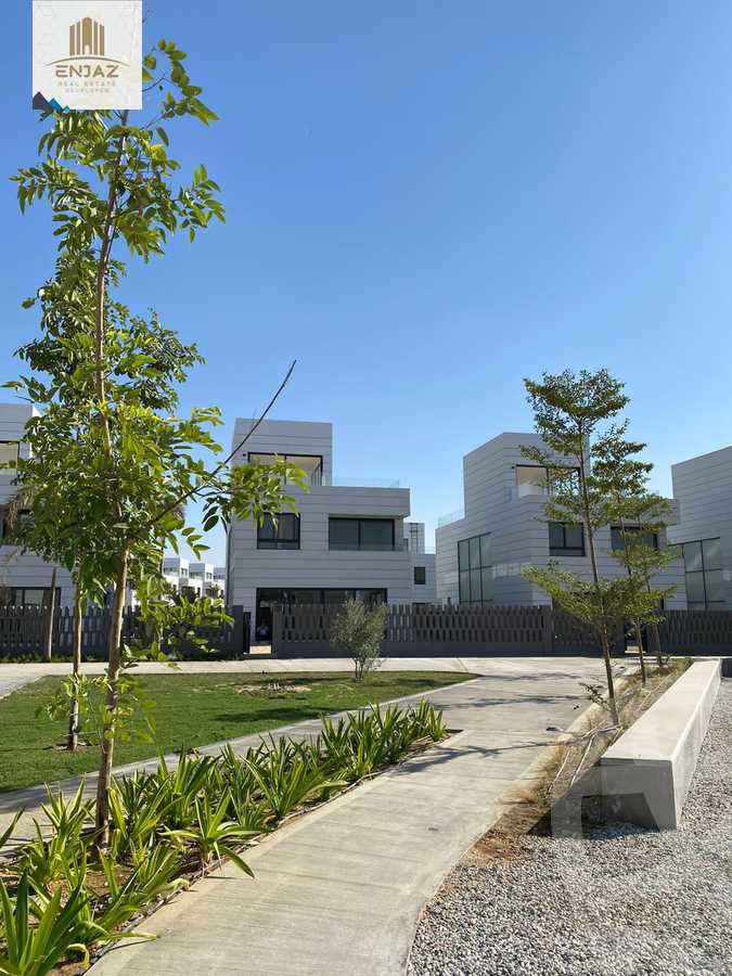 https://aqarmap.com.eg/en/listing/4327604-for-sale-mdyn-lshrwq-compounds-alborouj