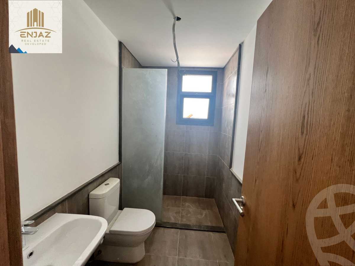 https://aqarmap.com.eg/en/listing/4347905-for-sale-mdyn-lshrwq-compounds-alborouj