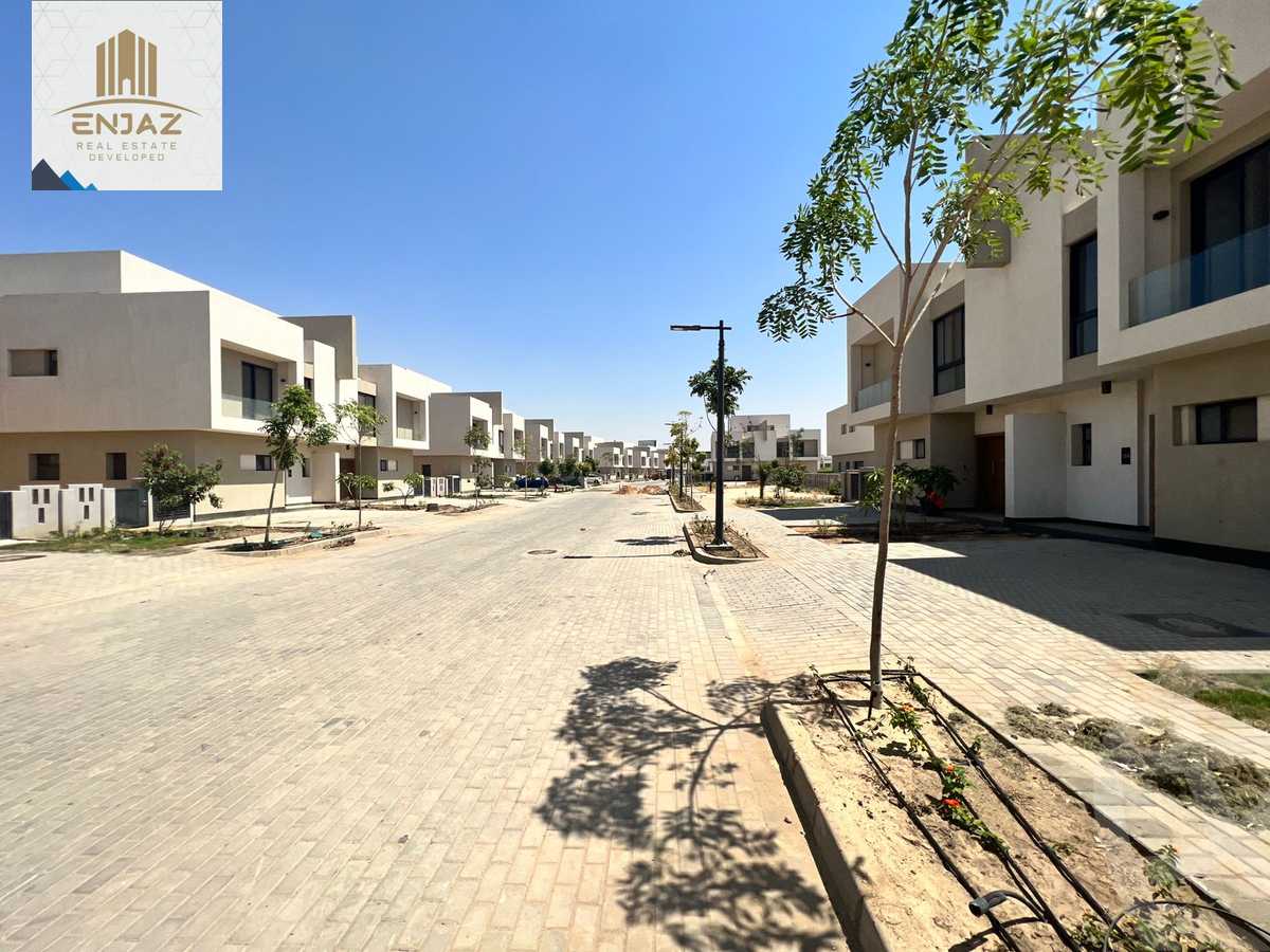 https://aqarmap.com.eg/en/listing/4347905-for-sale-mdyn-lshrwq-compounds-alborouj