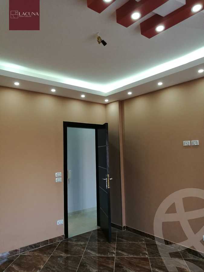 https://aqarmap.com.eg/ar/listing/3966597-for-rent-cairo-6th-of-october-el-ahyaa-neighborhood-4th-al-masryeen-st