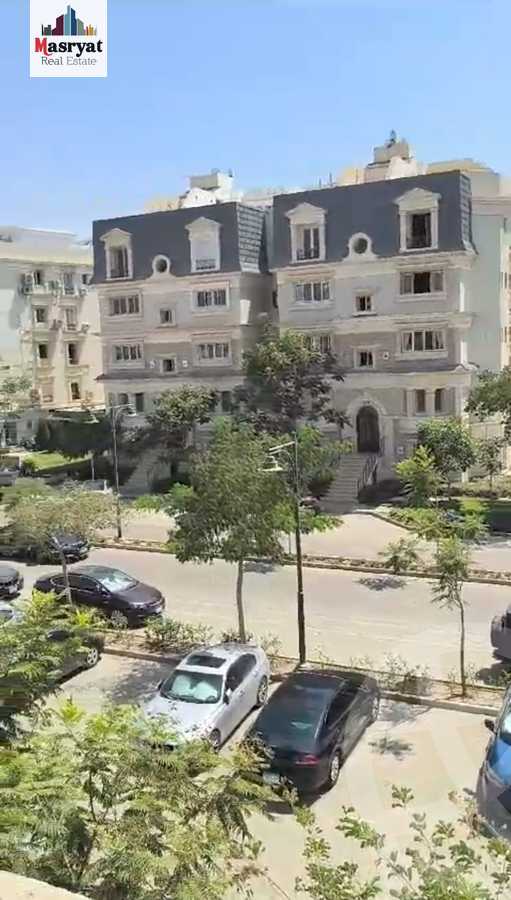 https://aqarmap.com.eg/en/listing/4184725-for-sale-cairo-new-cairo-compounds-mountain-view-hyde-park