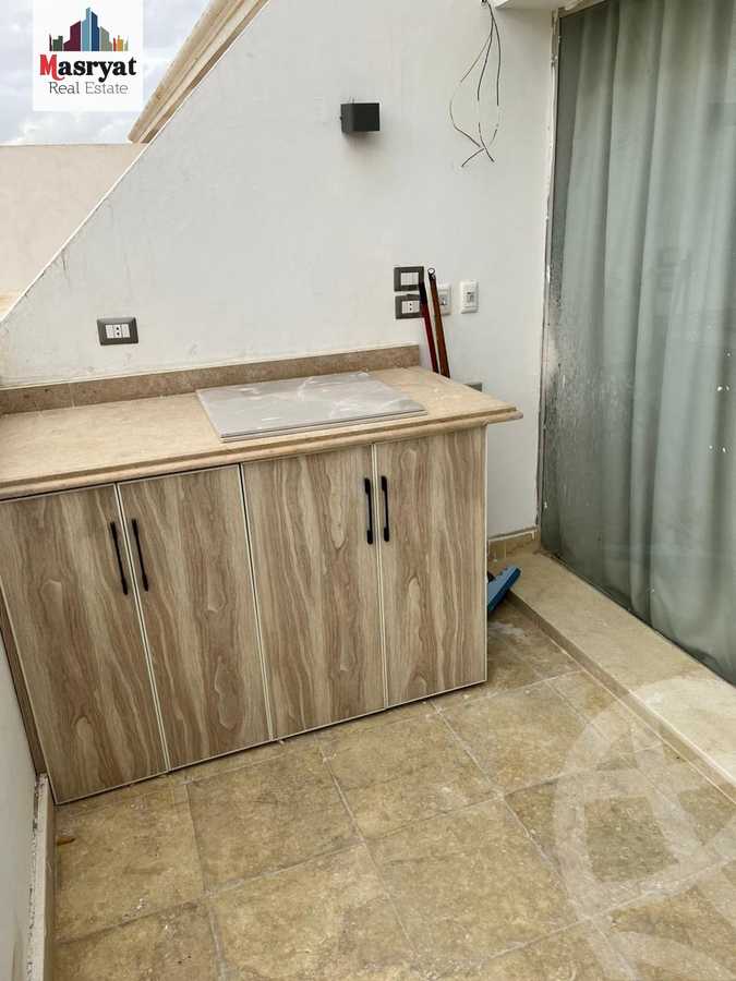 https://aqarmap.com.eg/en/listing/4187042-for-rent-cairo-new-cairo-compounds-mountain-view-hyde-park